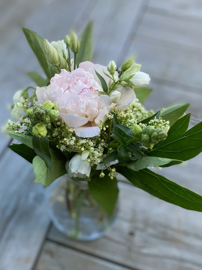 Hemma-hos-Linne-brollop-39 Blomsterarrangemang bröllop Hemma hos Linné